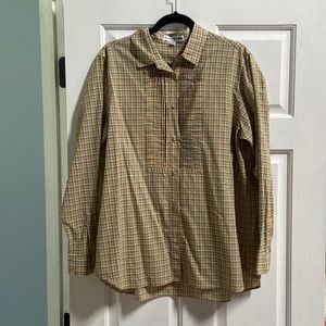 Uniqlo button up with unique ruffling detail. Worn once!